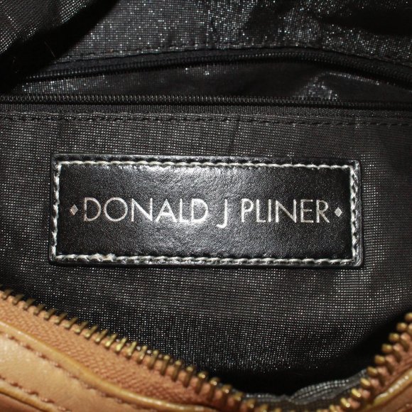 SALE! DONALD J PLINER Leather Pleated HOBO Bag Handbag - Picture 6 of 8